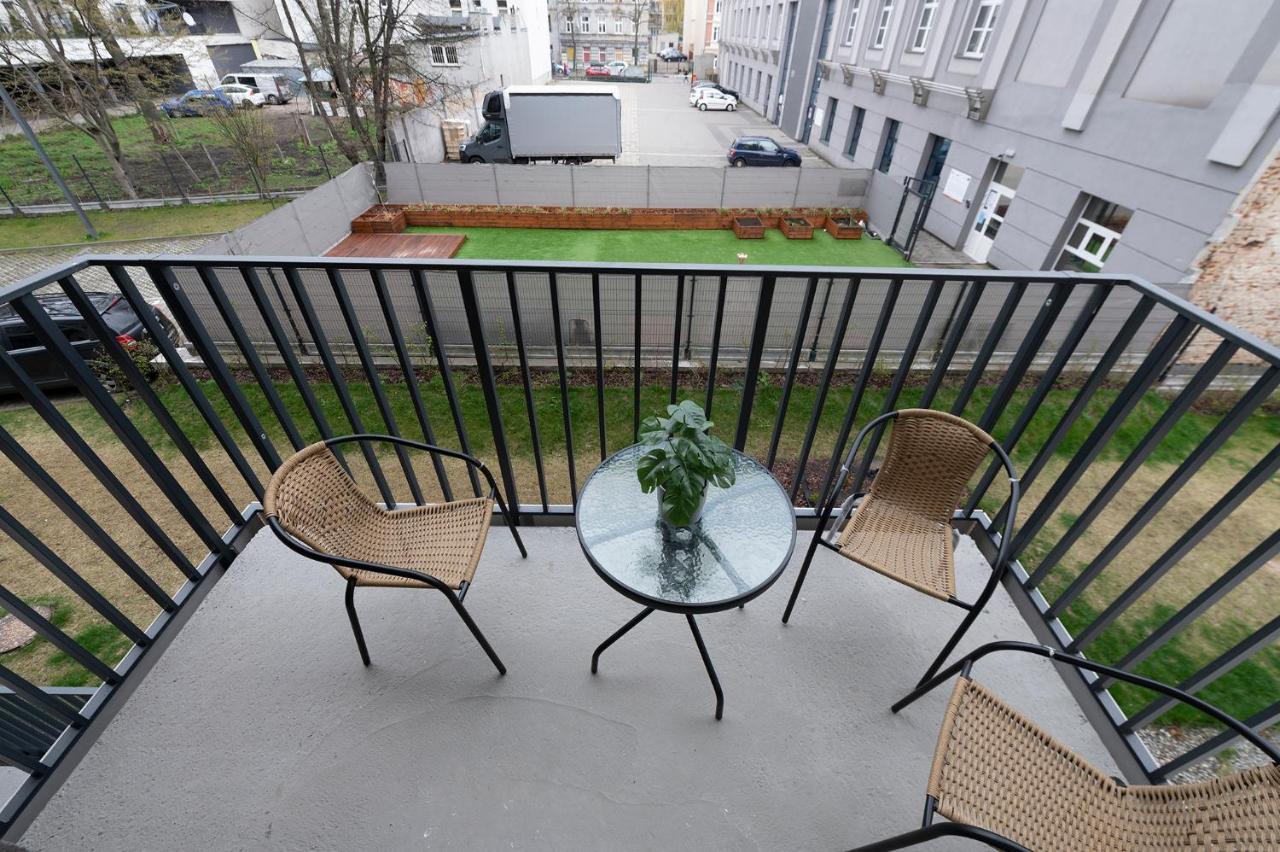 Luxury In City -3- Studio Bright & Secure Free Parking Lodz  Exterior photo